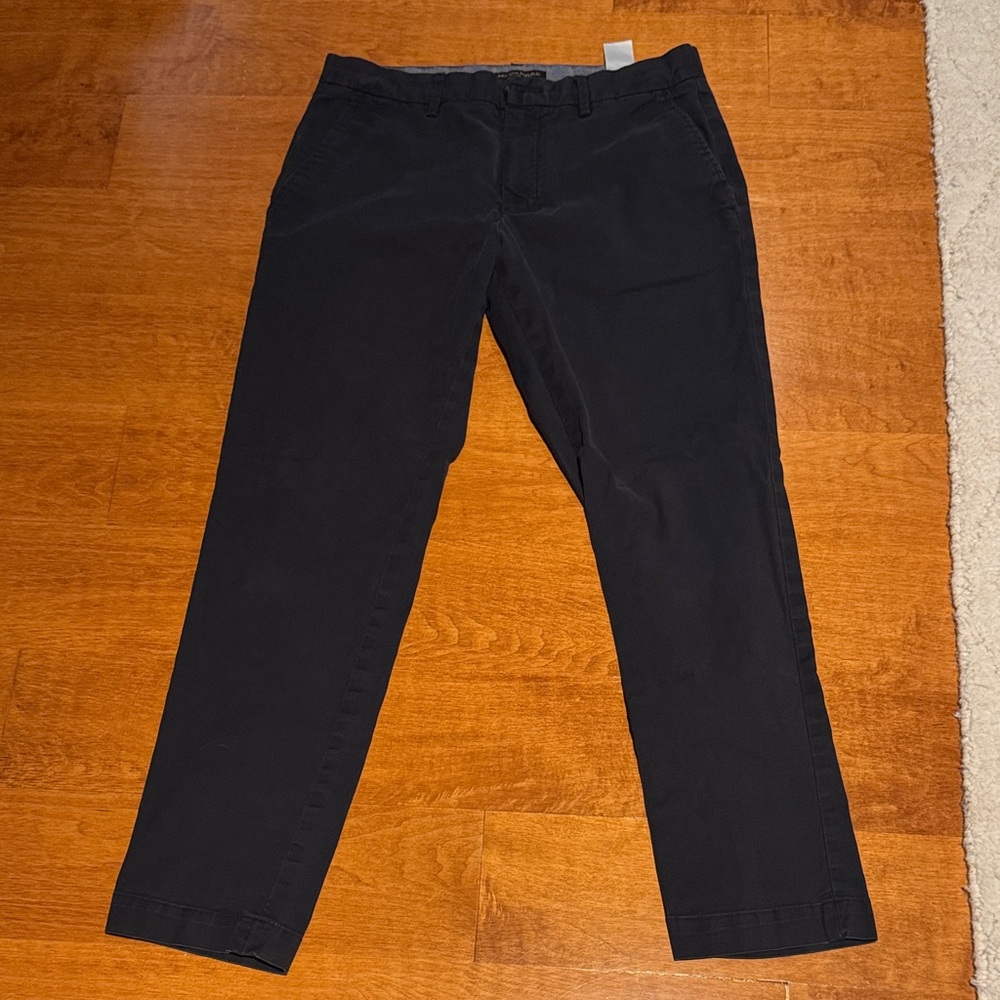 Banana Republic Men's Dark Navy Chinos